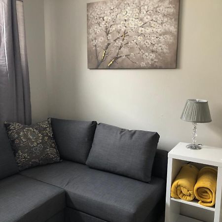 Beechwood Garden Suite Ньютонэббей Экстерьер фото